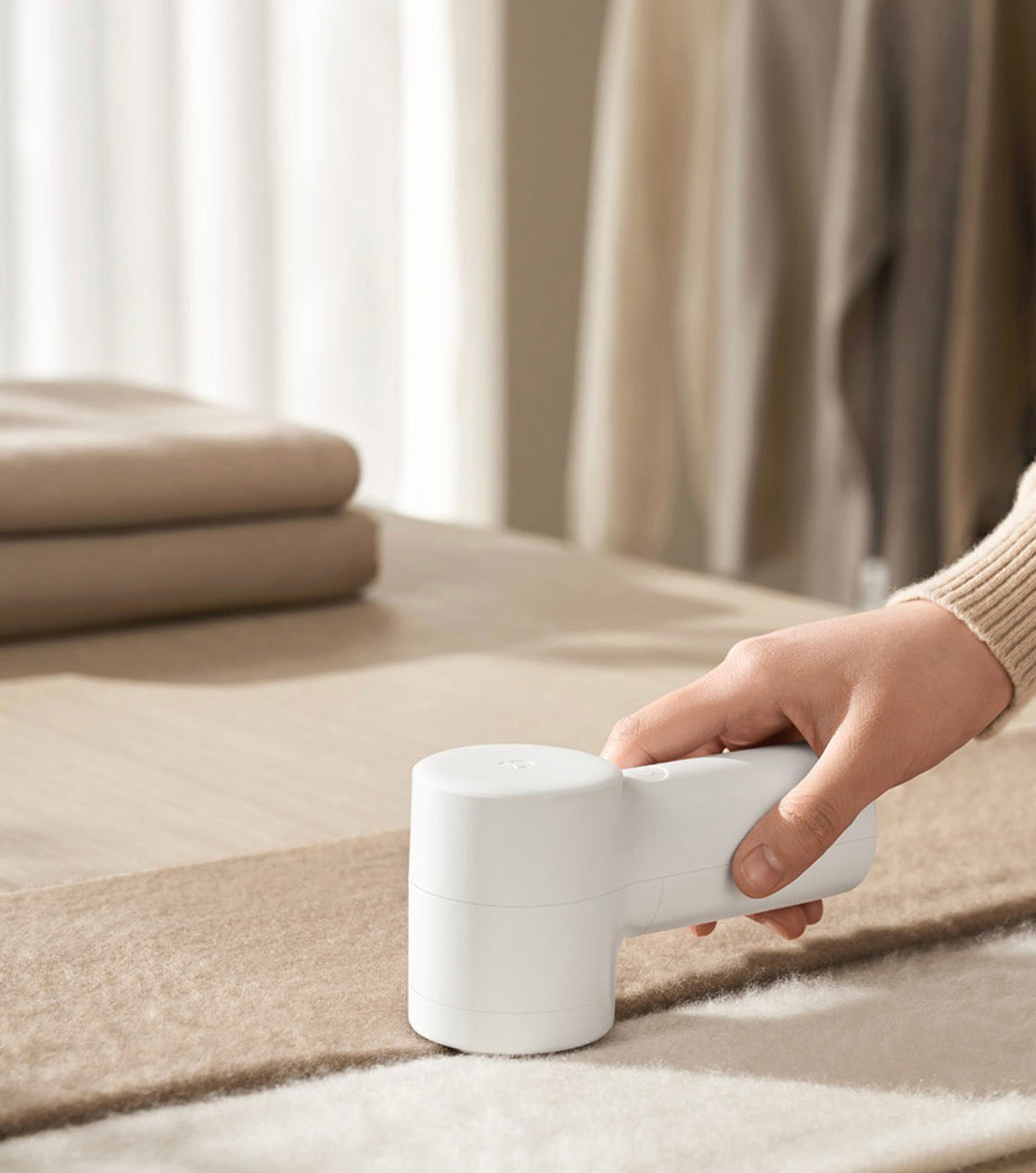 Mijia Fabric Lint Remover – Rechargeable, Quiet & Compact Design